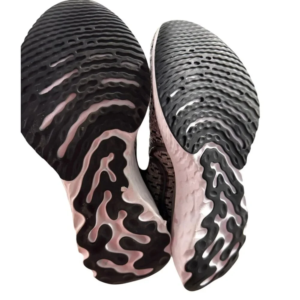Nike React Infinity Run‎ Flyknit Black/White Running Shoes Women's Size 6.5